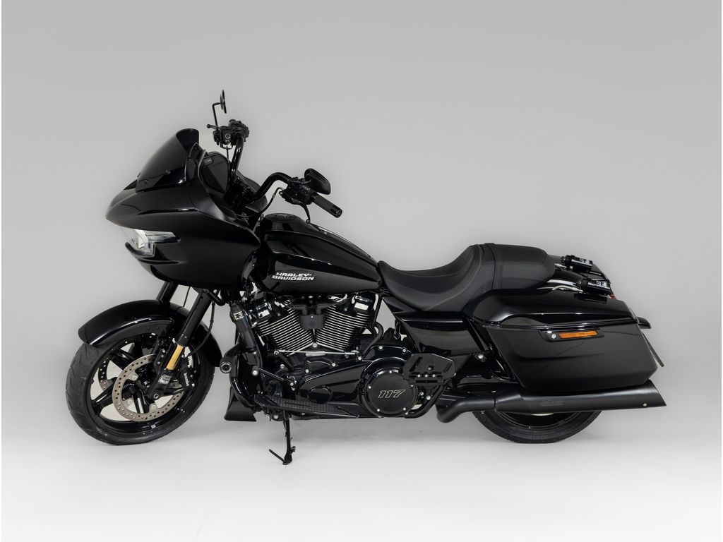 FLTRX Road Glide Black Trim Black trim - Vivid Black