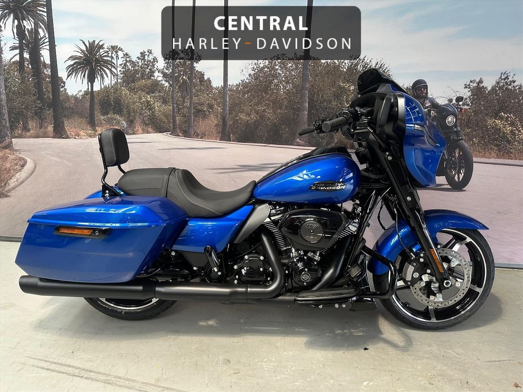  Street Glide Black Out 117''