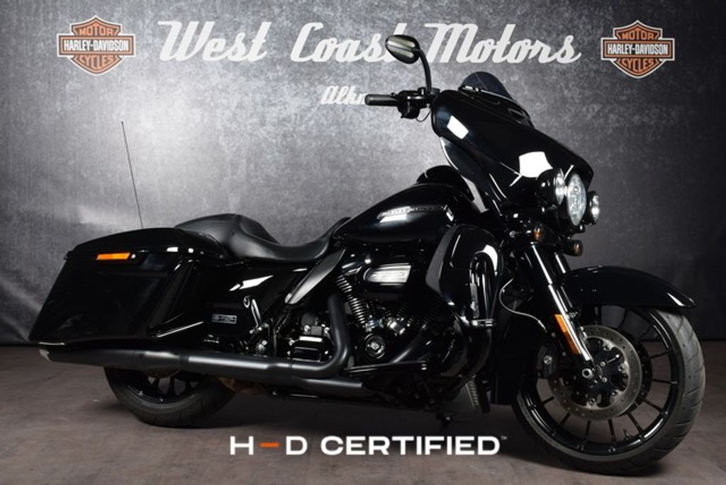  FLHXS Street Glide Special Black Trim