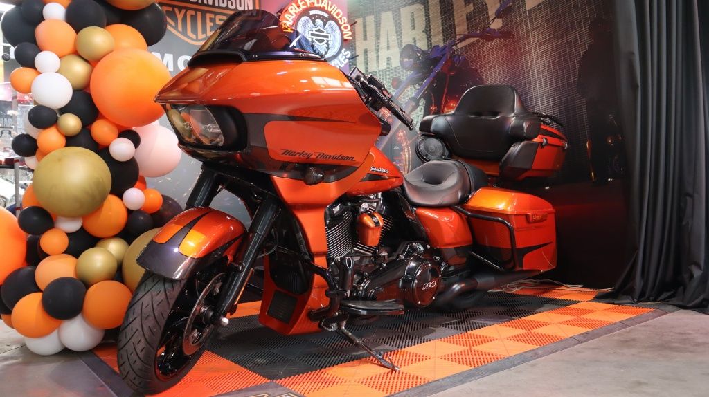  Tour Road Glide Sp&eacute;cial