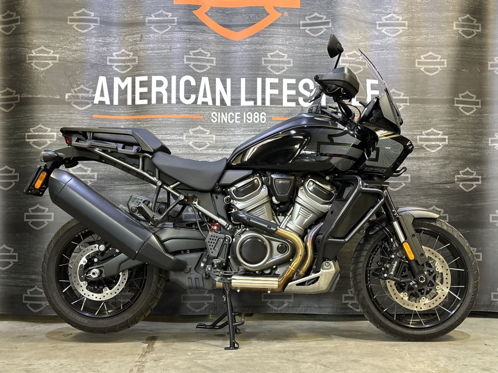  Adventure Touring Adventure Touring Pan America S RA1250S