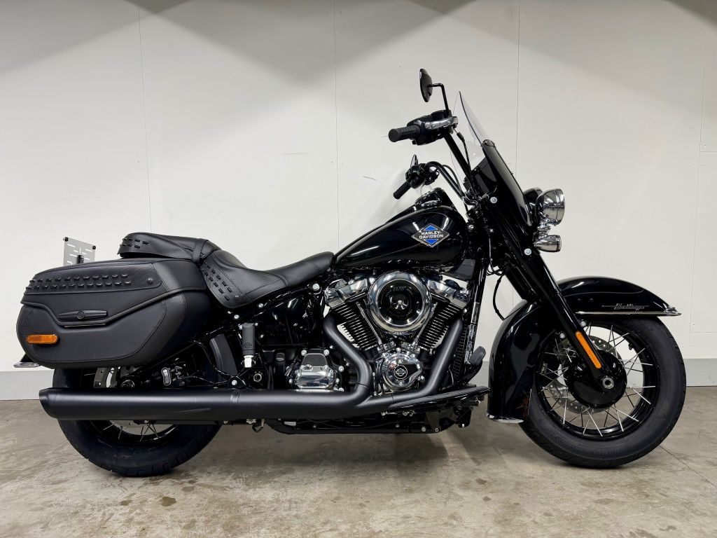  SOFTAIL FLHC HERITAGE CLASSIC