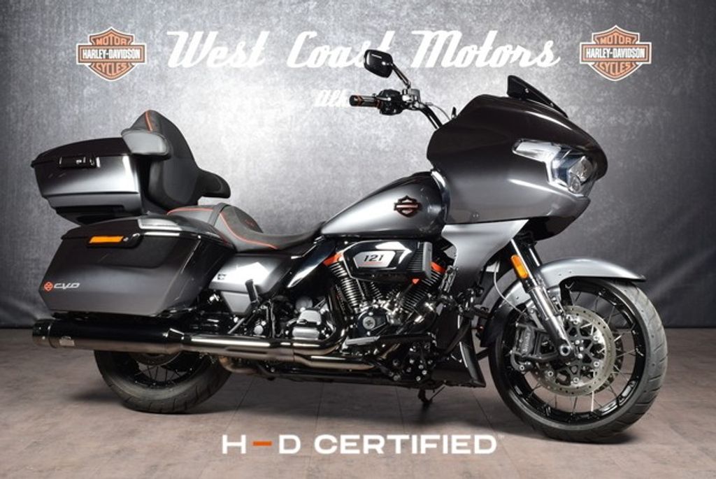  FLTRXSE Road Glide CVO BTW motor!