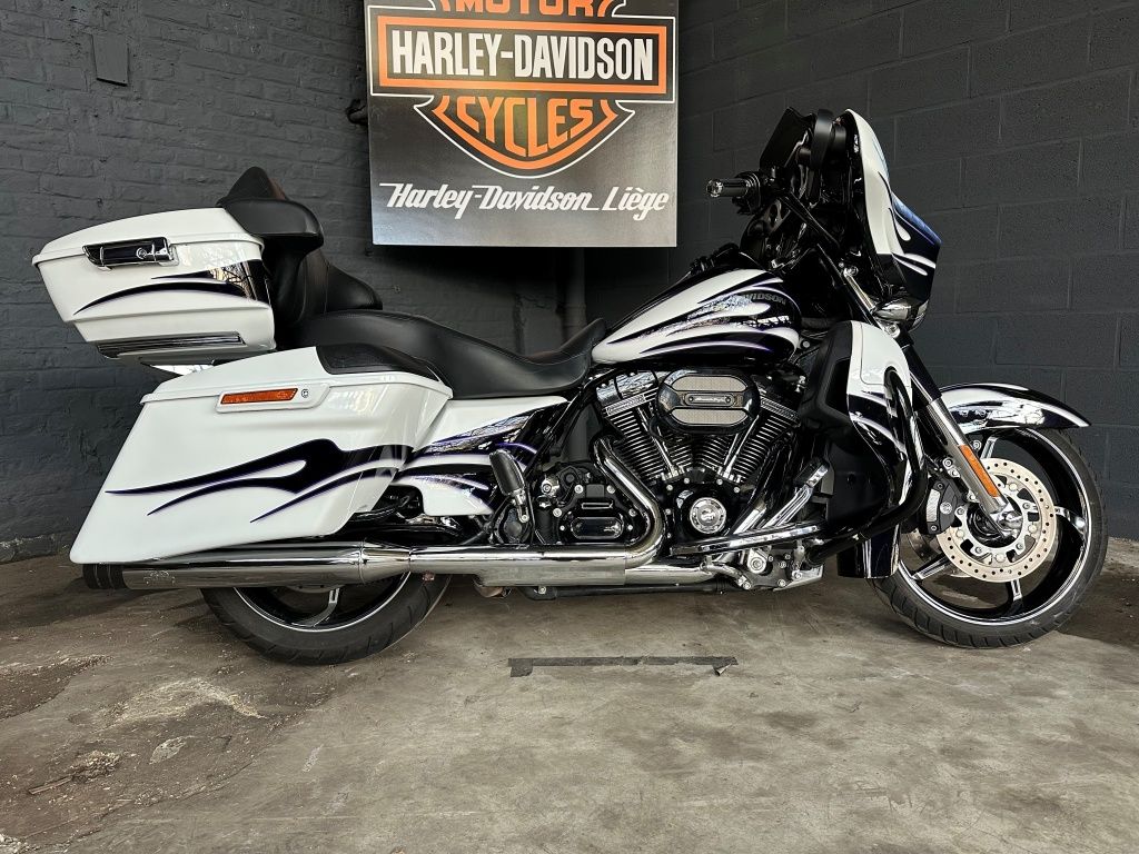  STREET GLIDE CVO TOURING