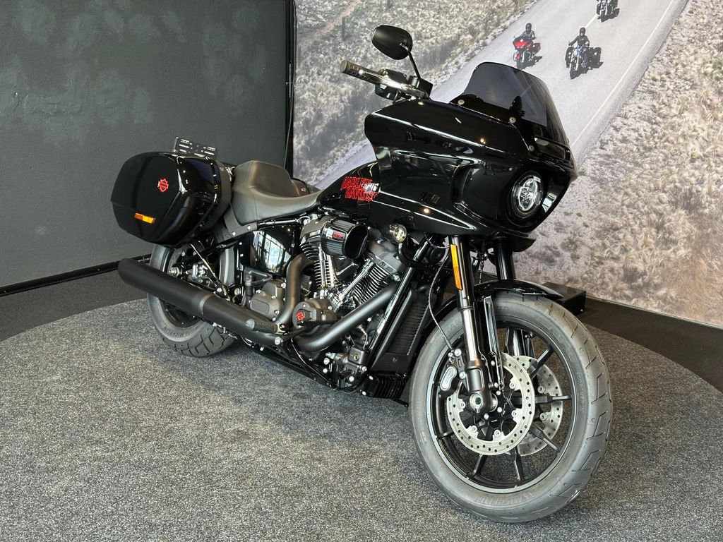  SOFTAIL FXLRST LOW RIDER ST Black Trim - Vivid Black