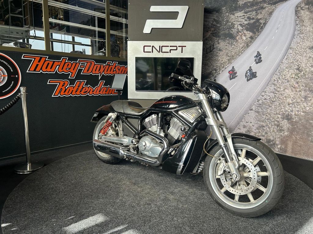  VRSCR STREET ROD