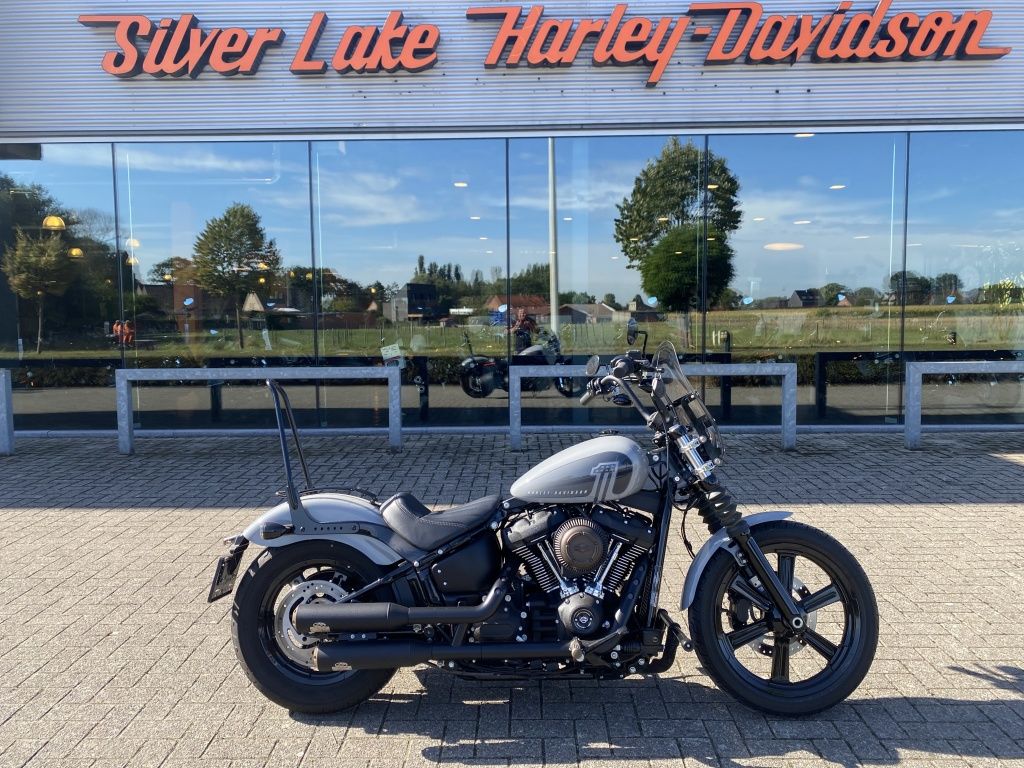  Softail Street Bob met 12 maanden waarborg