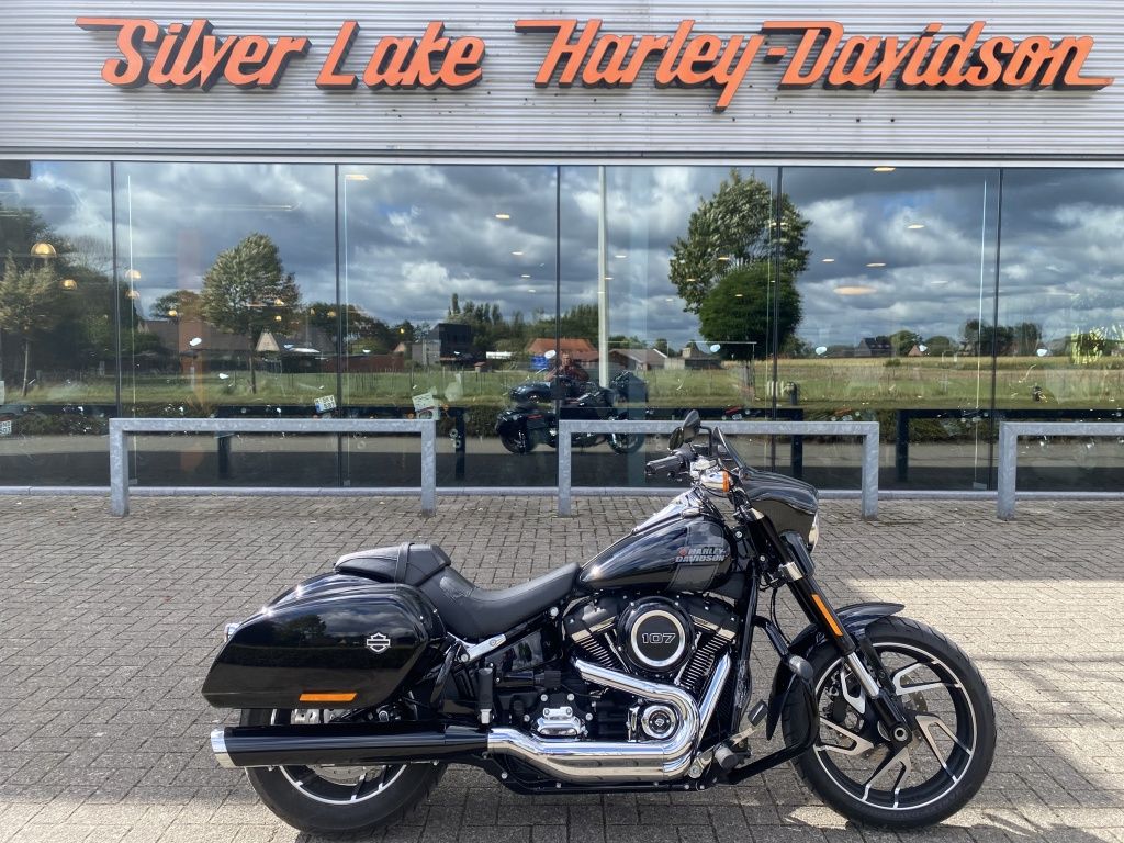  Softail Sport Glide met 12 maanden waarborg