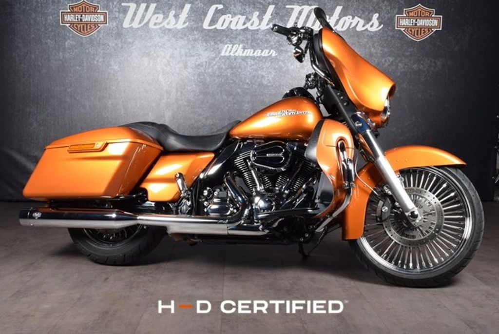  FLHX Street Glide