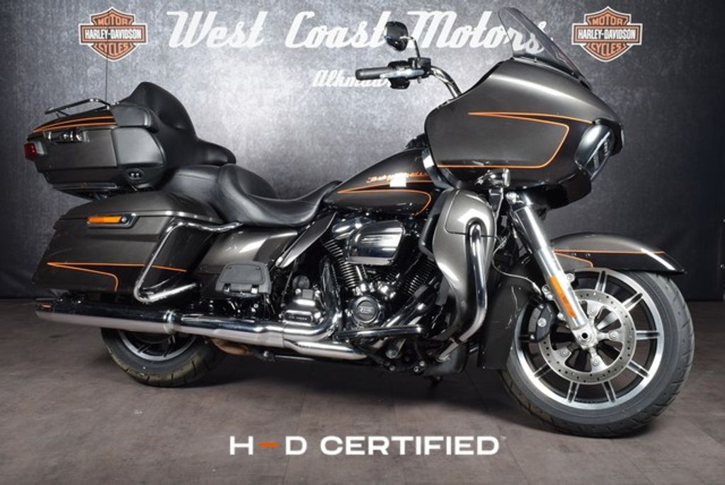  FLTRK Road Glide Ultra BTW motor!