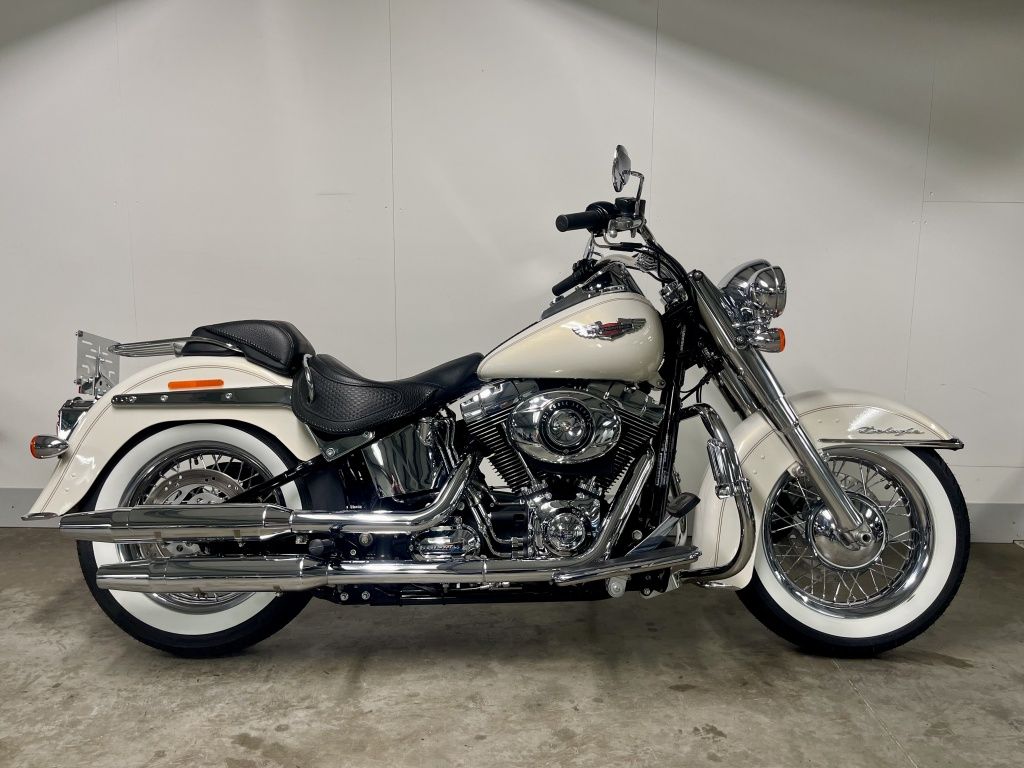  SOFTAIL FLSTN DELUXE