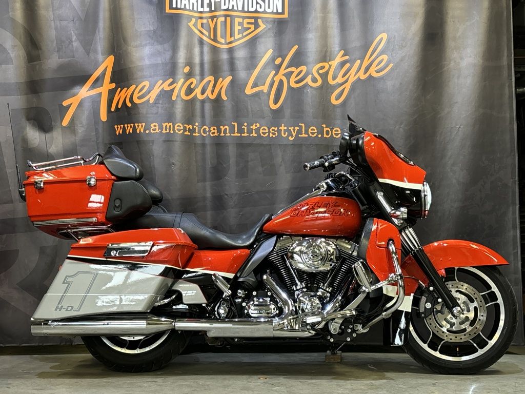  Touring Touring Street Glide FLHX