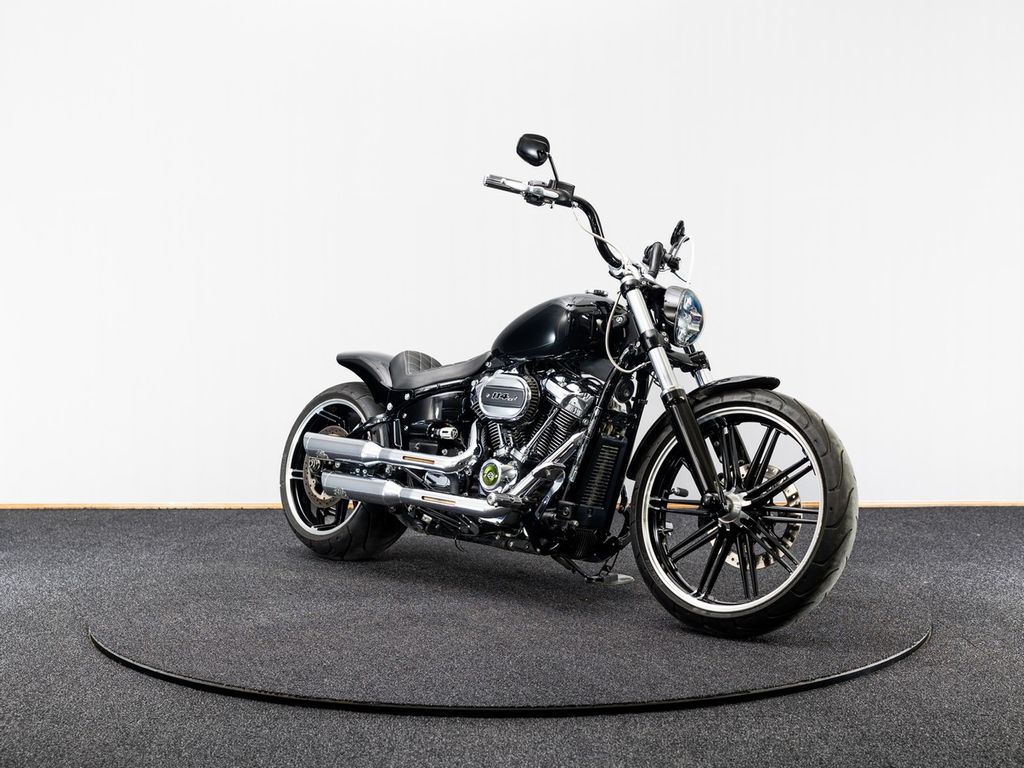  FXBRS Breakout 114 Vivid Black