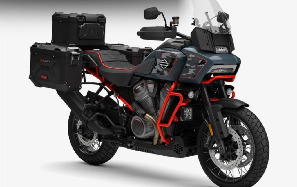  Tour CVO- PAN AMERICA 1250