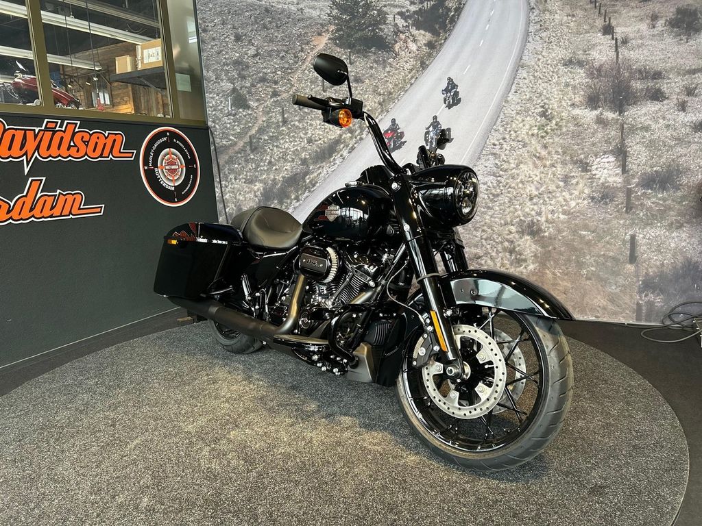  FLHRXS ROAD KING SPECIAL
