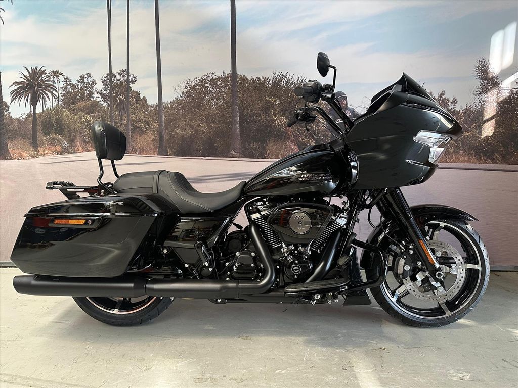  Road Glide Blacked Out 117''