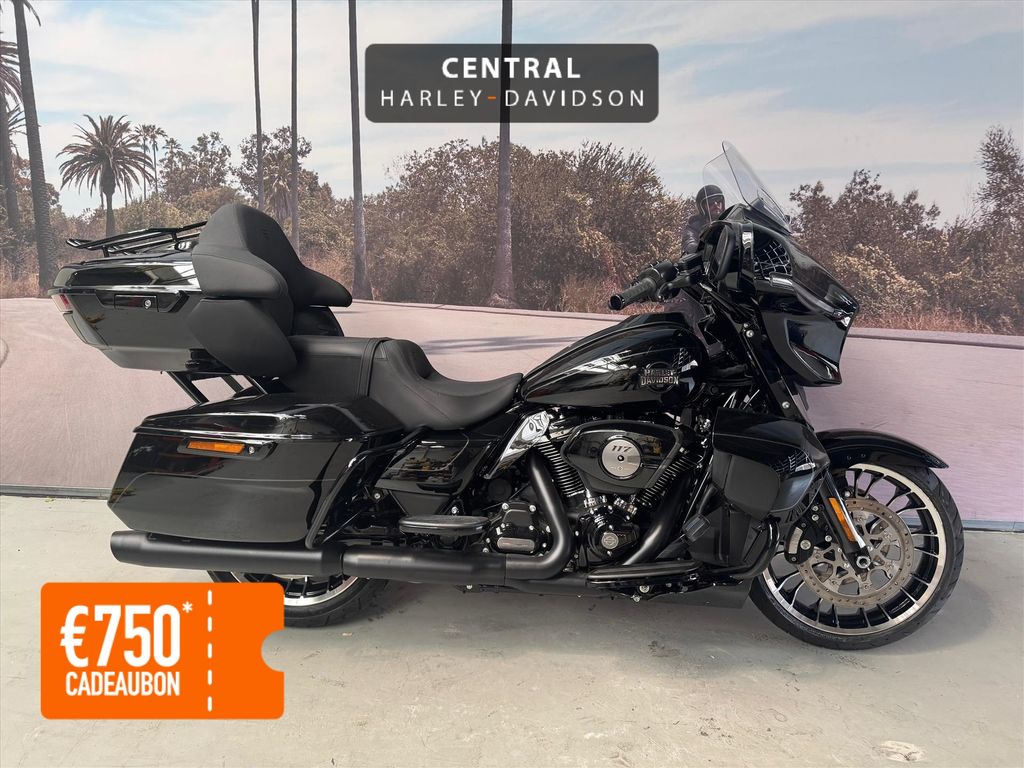  Street Glide Limited Blacked Out 117''