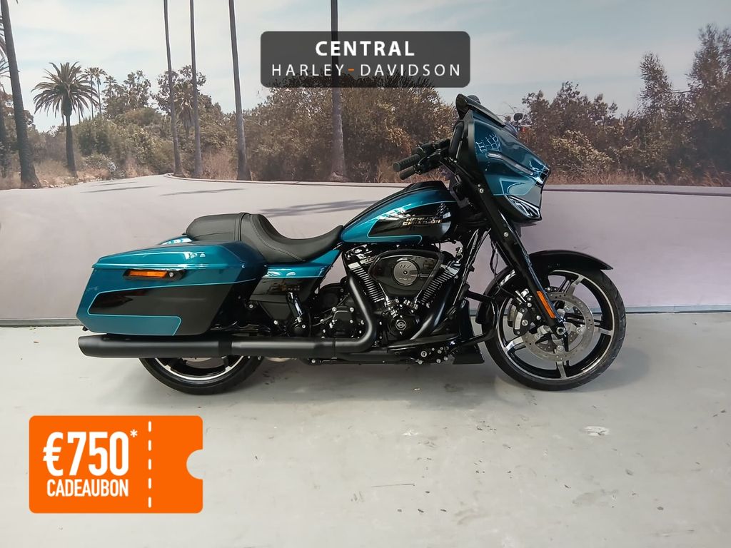  Street Glide 117'' Blacked Out
