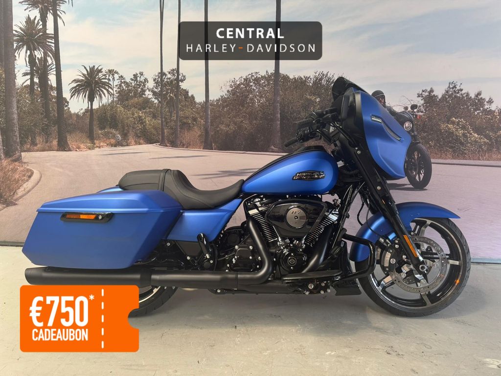  Street Glide 117'' Blacked Out