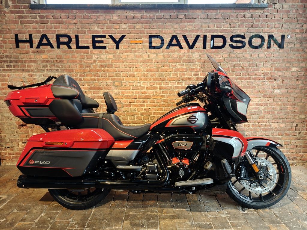  TOURING CVO Street Glide Limited